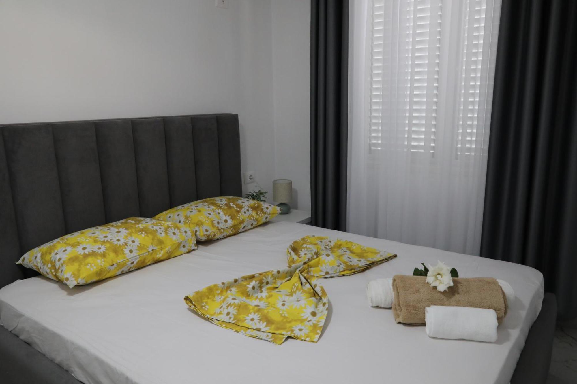 Rozafa Guest Room Center Shkoder Exterior photo
